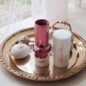 Hard Candy x Marilyn Monroe Satin Lipstick UNIVERSAL RED
